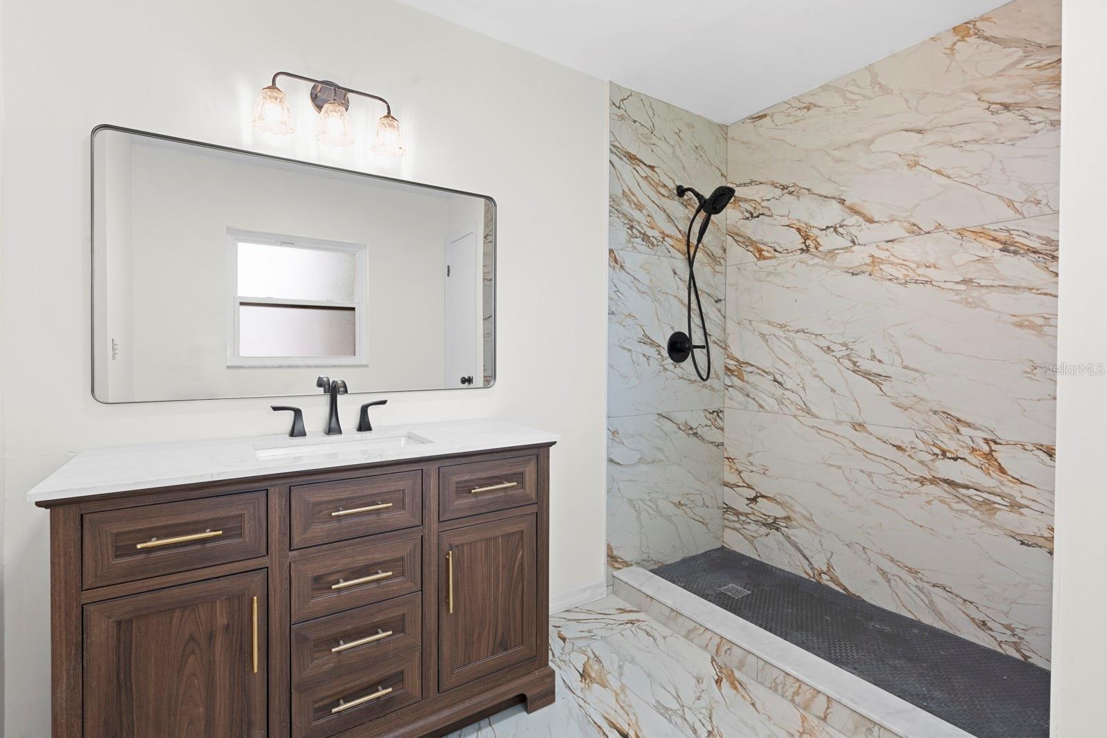 Image 19 of 44 For 804 Cason Street