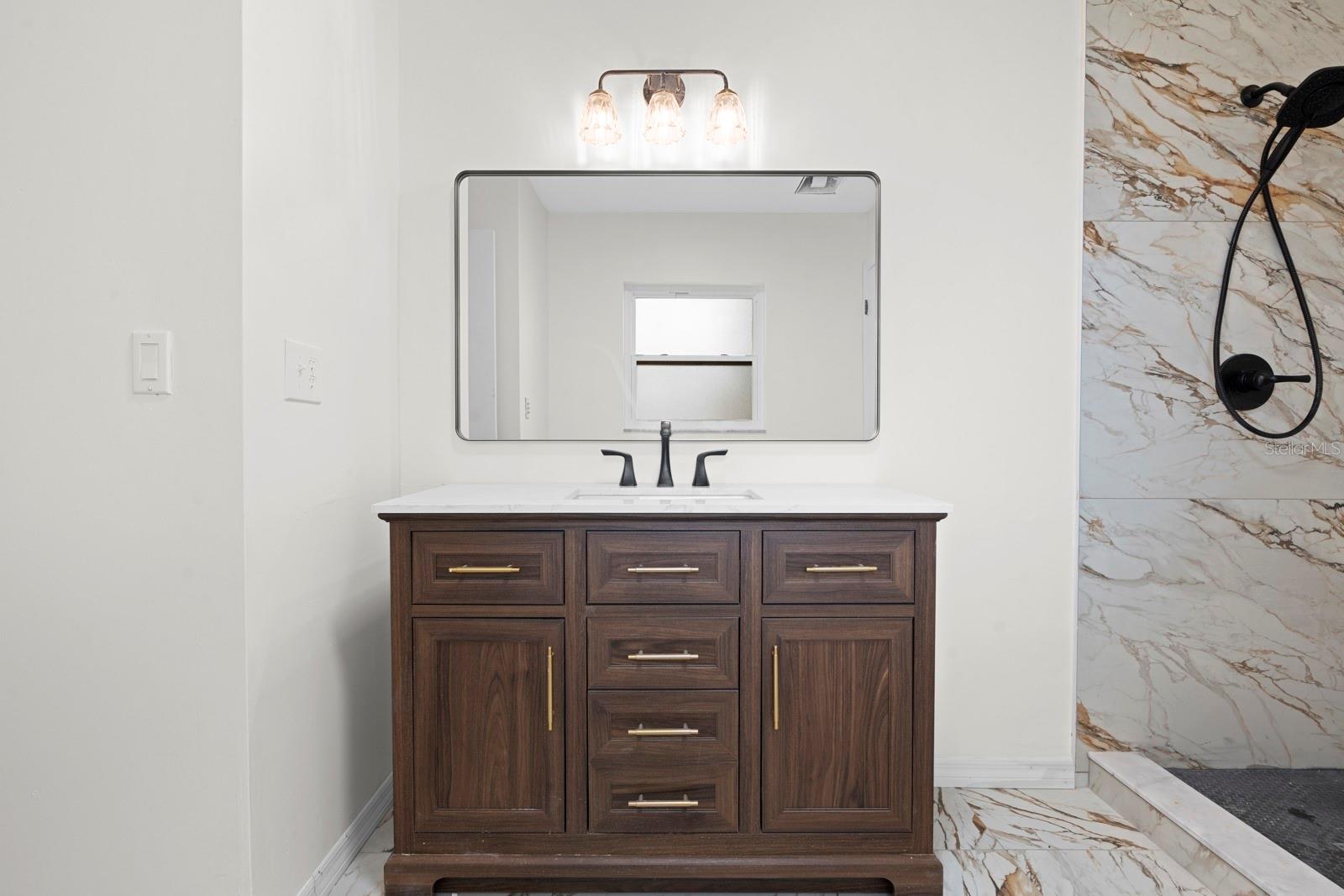 Image 21 of 44 For 804 Cason Street