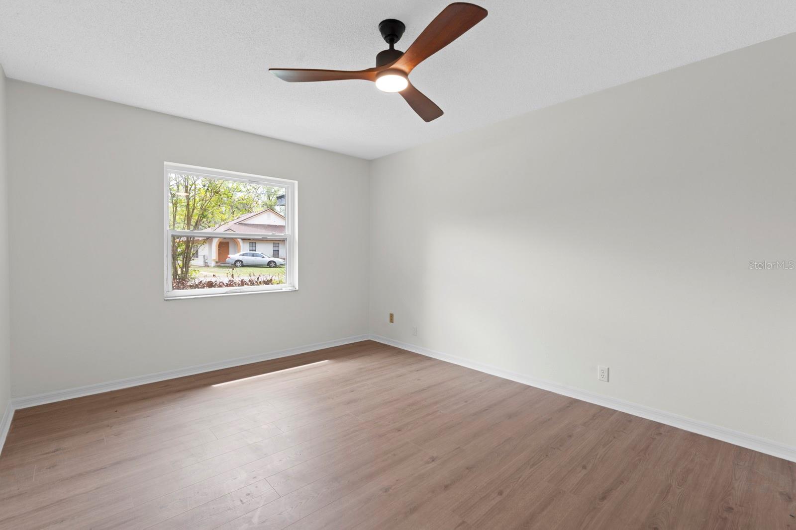 Image 23 of 44 For 804 Cason Street