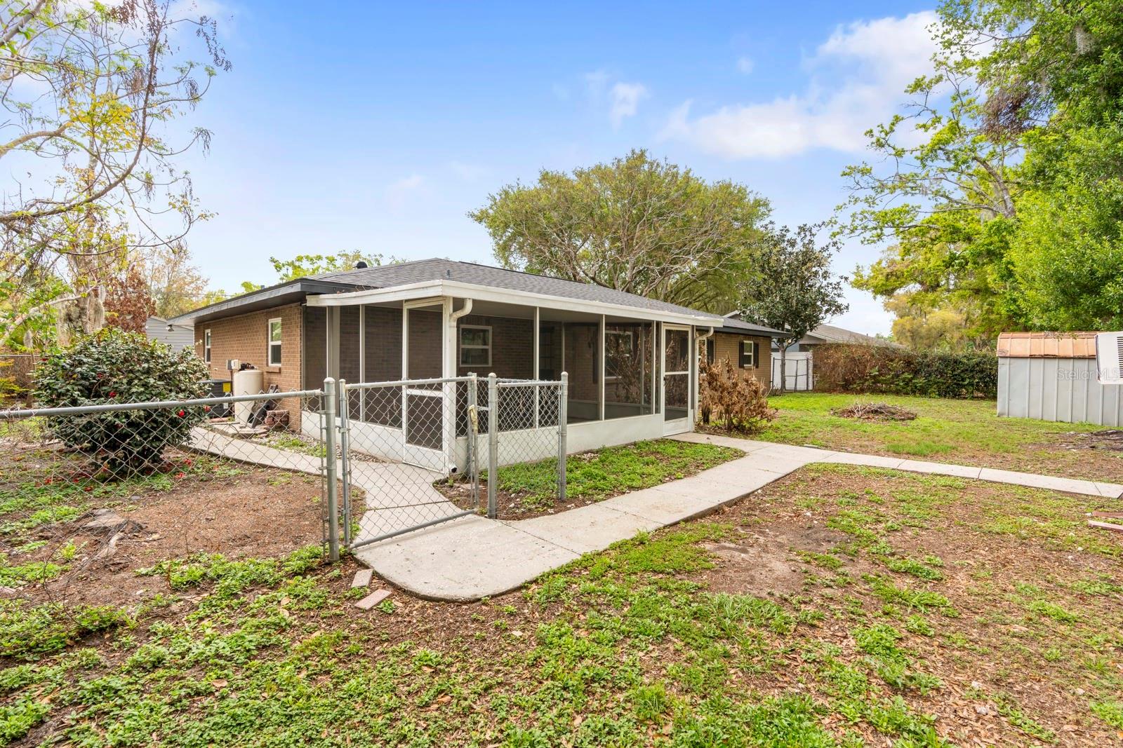 Image 29 of 44 For 804 Cason Street