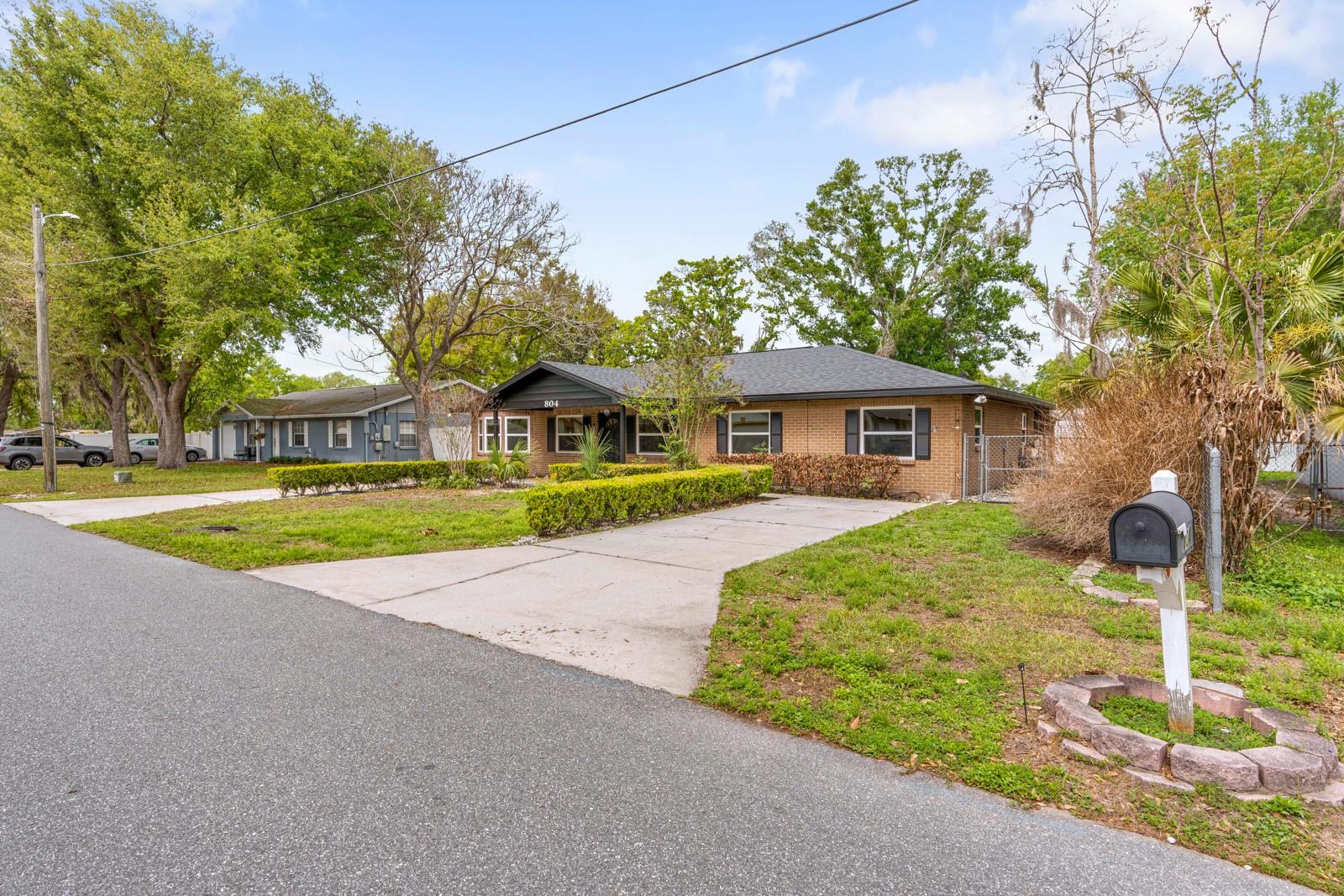 Image 32 of 44 For 804 Cason Street