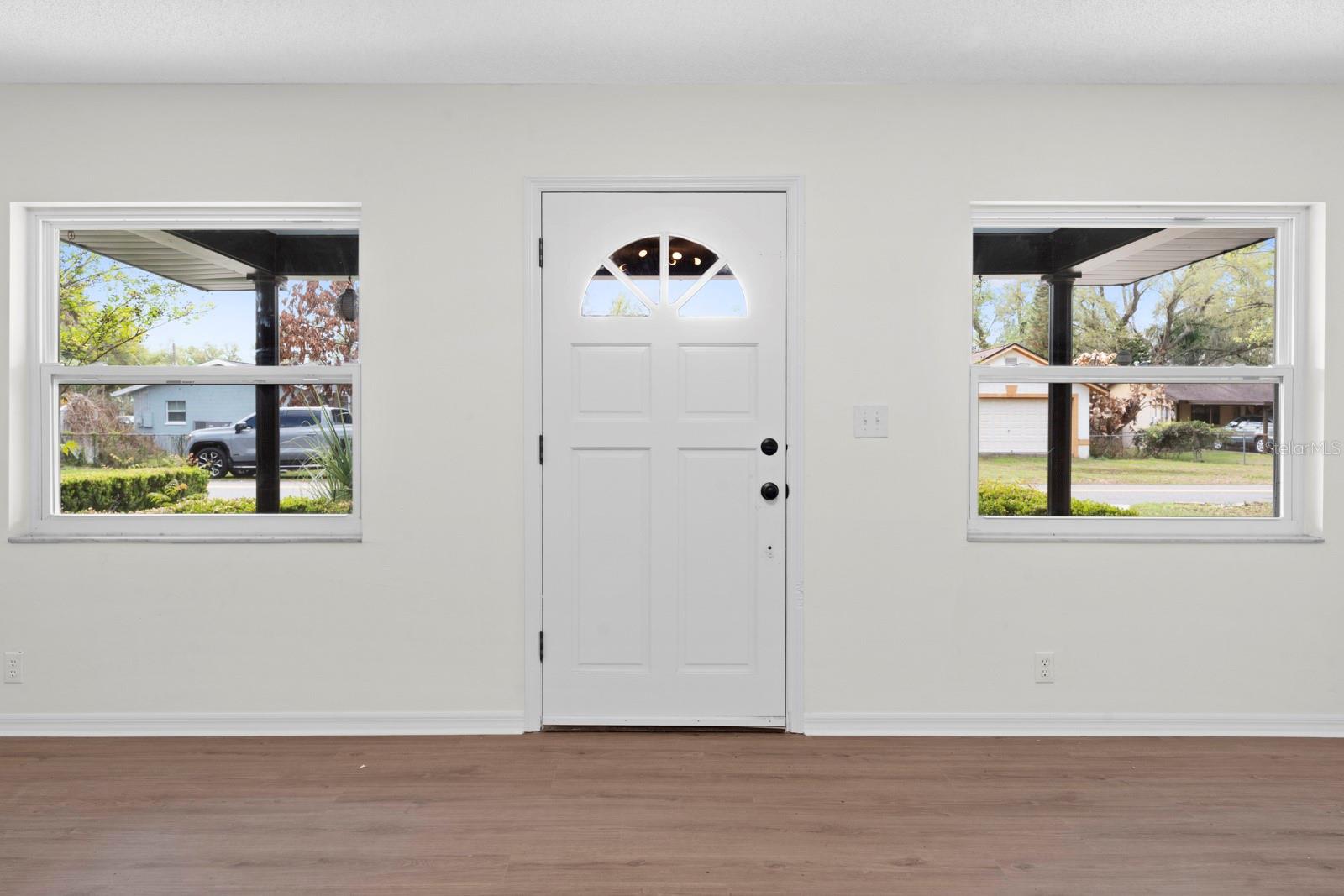 Image 4 of 44 For 804 Cason Street