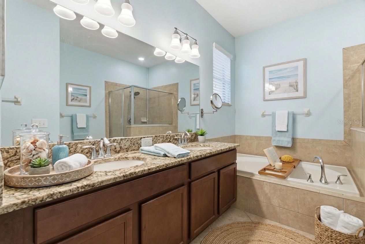 Image 12 of 44 For 12423 Ballentrae Forest Drive