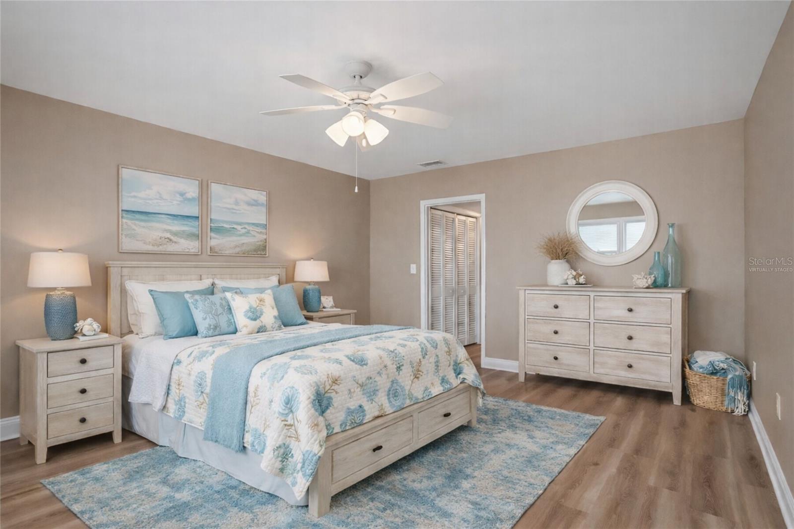 Image 10 of 32 For 5108 Brittany Drive S 1006