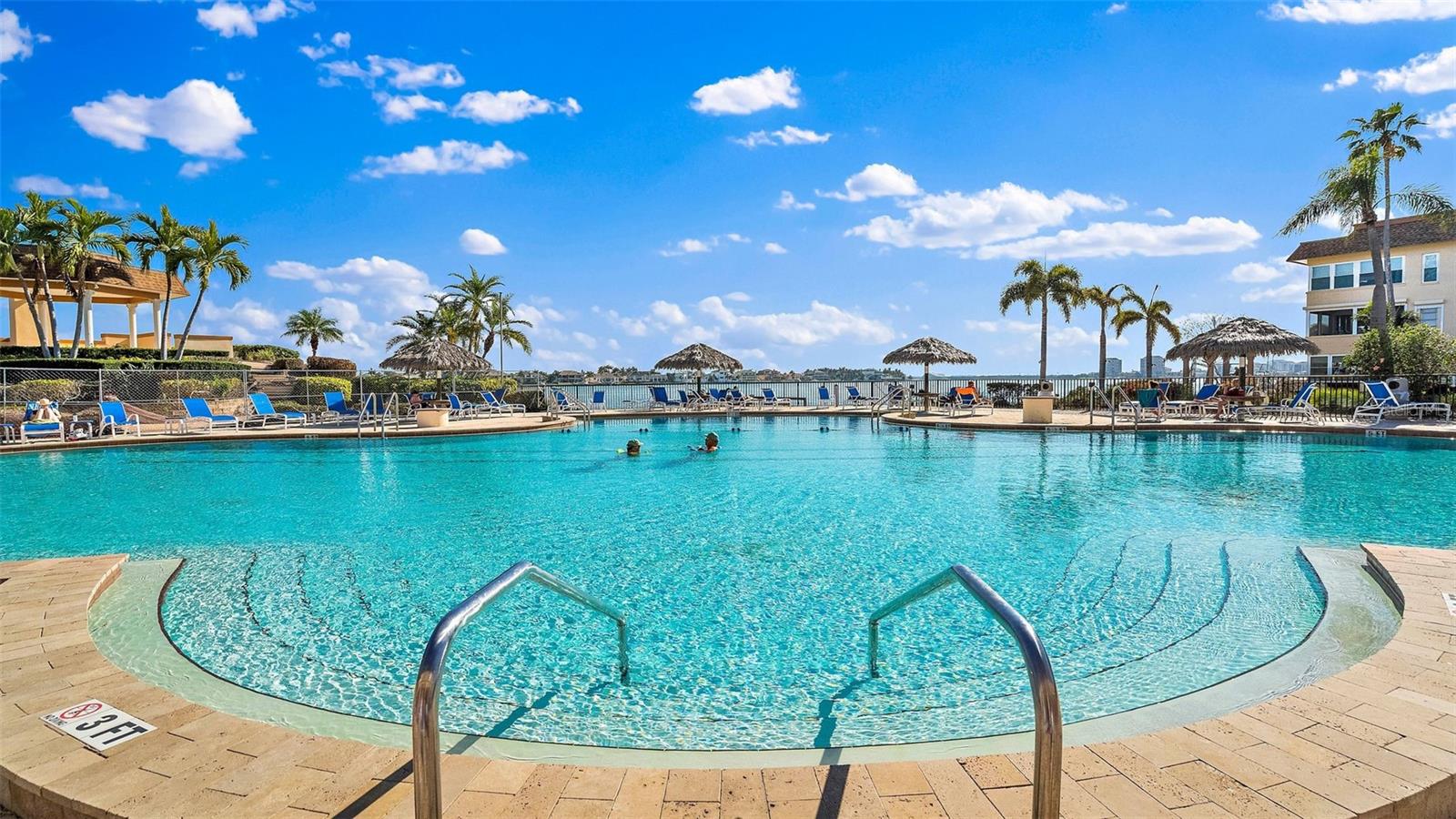 Image 22 of 32 For 5108 Brittany Drive S 1006