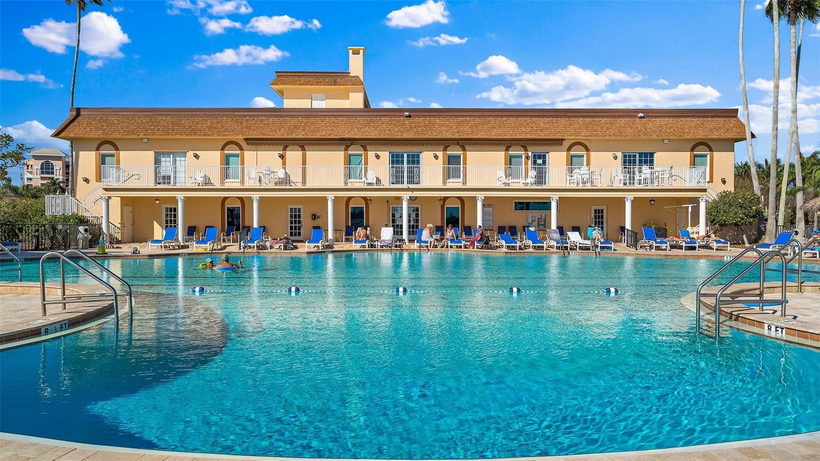 Image 23 of 32 For 5108 Brittany Drive S 1006