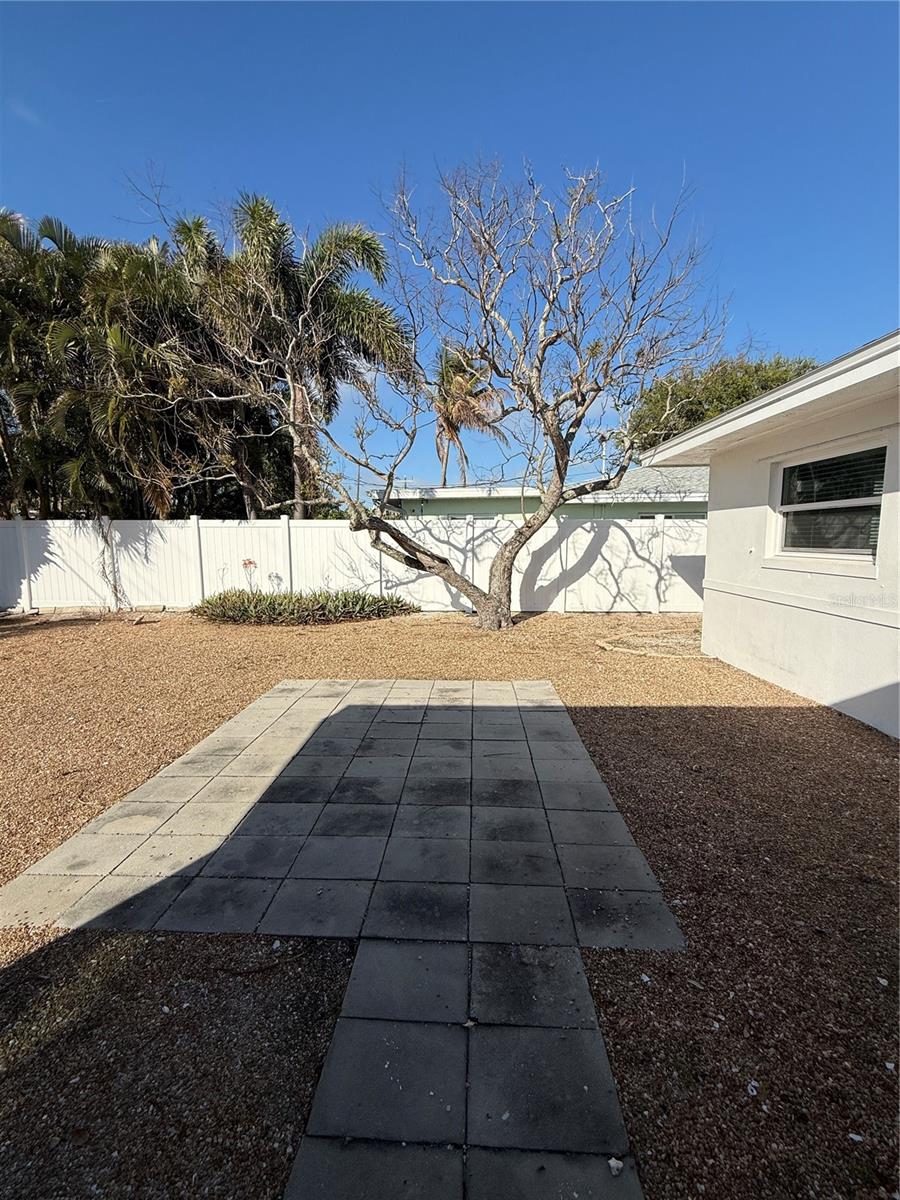 Image 24 of 39 For 2100 Vina Del Mar Boulevard