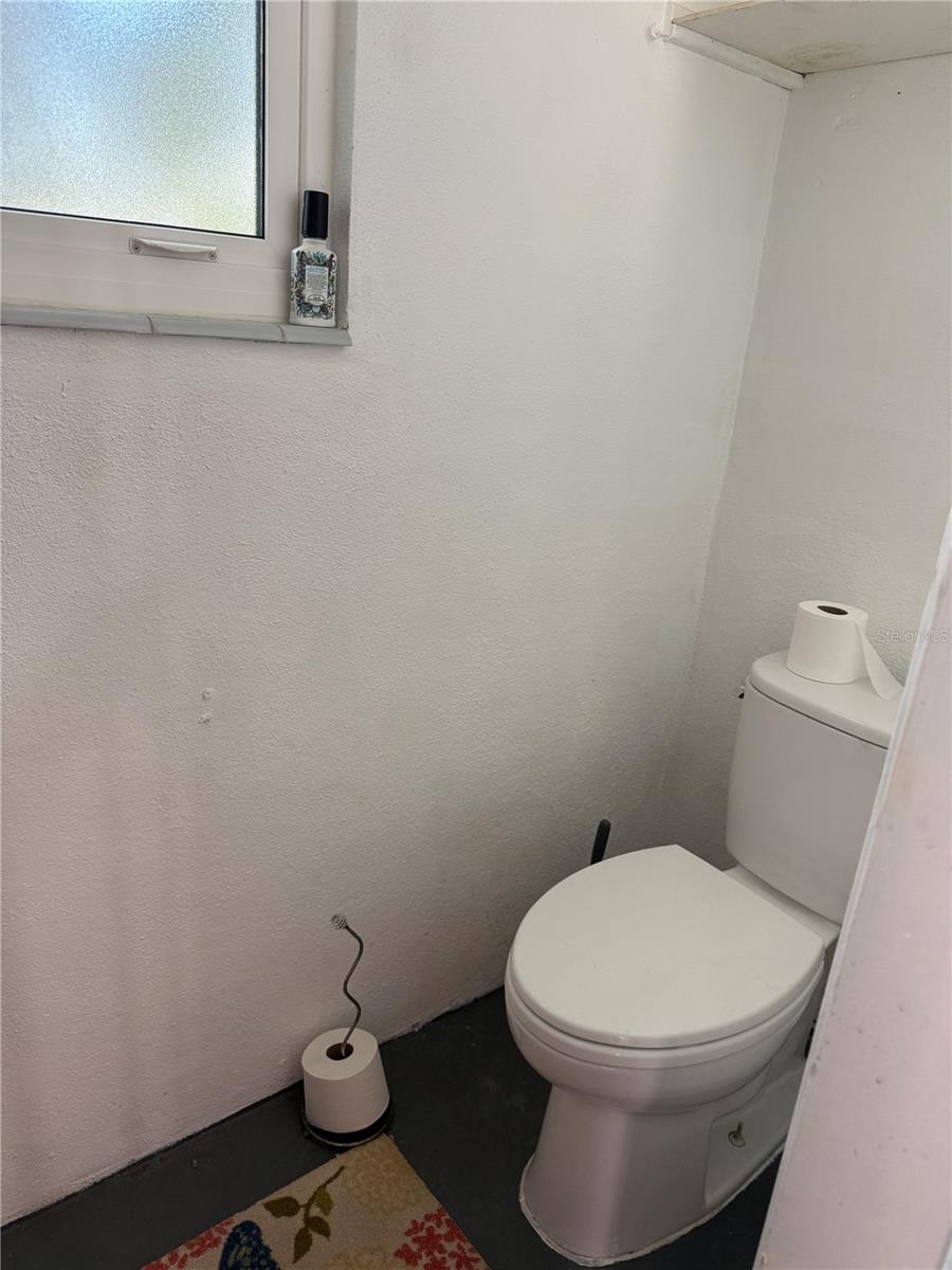 Image 27 of 39 For 2100 Vina Del Mar Boulevard