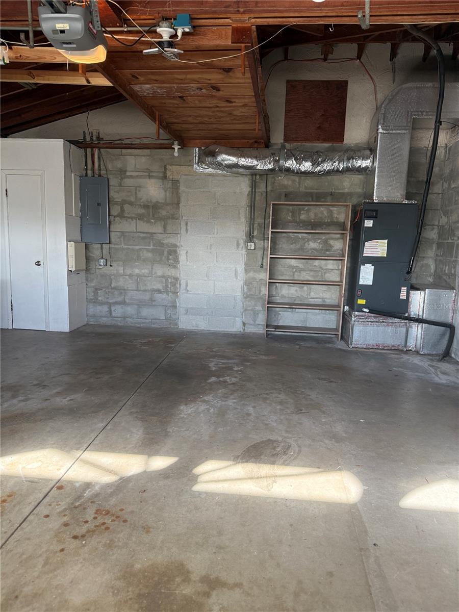 Image 30 of 39 For 2100 Vina Del Mar Boulevard