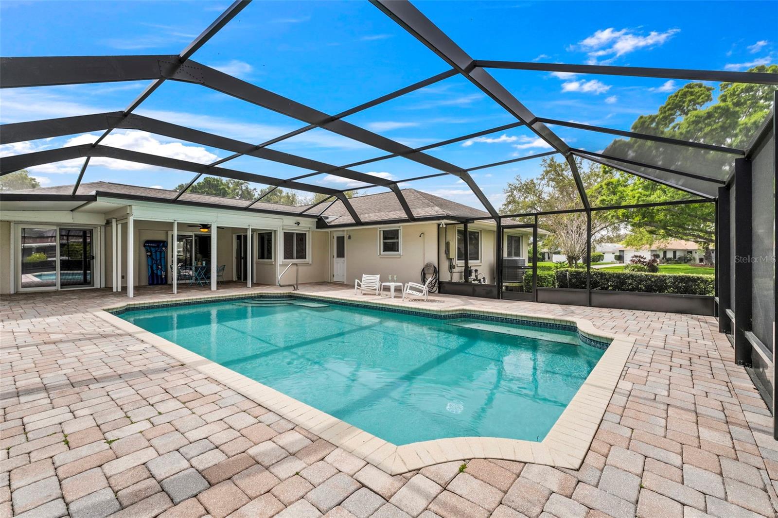 Image 38 of 59 For 511 Riviera Bay Drive Ne