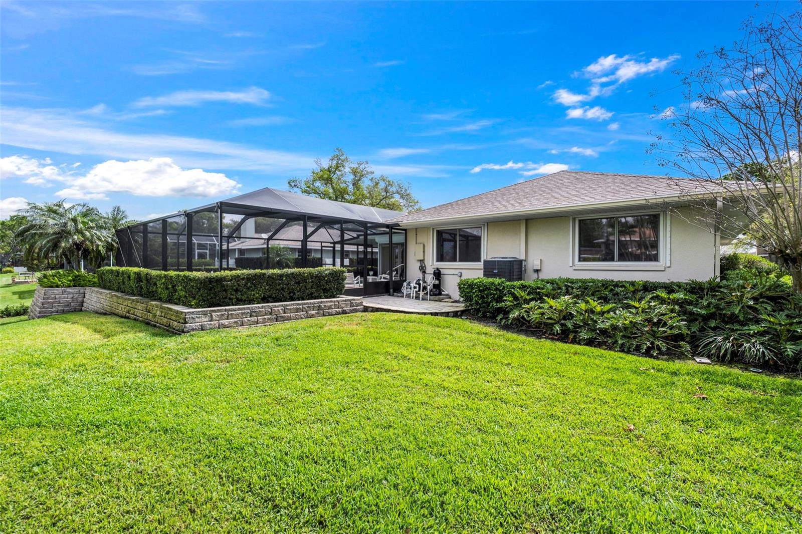 Image 42 of 59 For 511 Riviera Bay Drive Ne