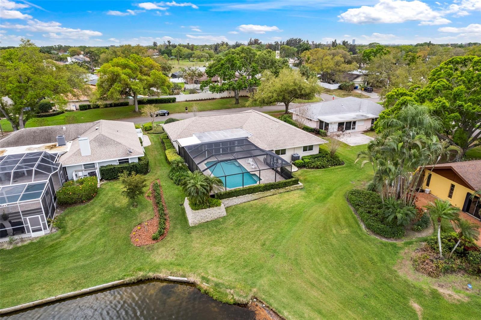 Image 50 of 59 For 511 Riviera Bay Drive Ne