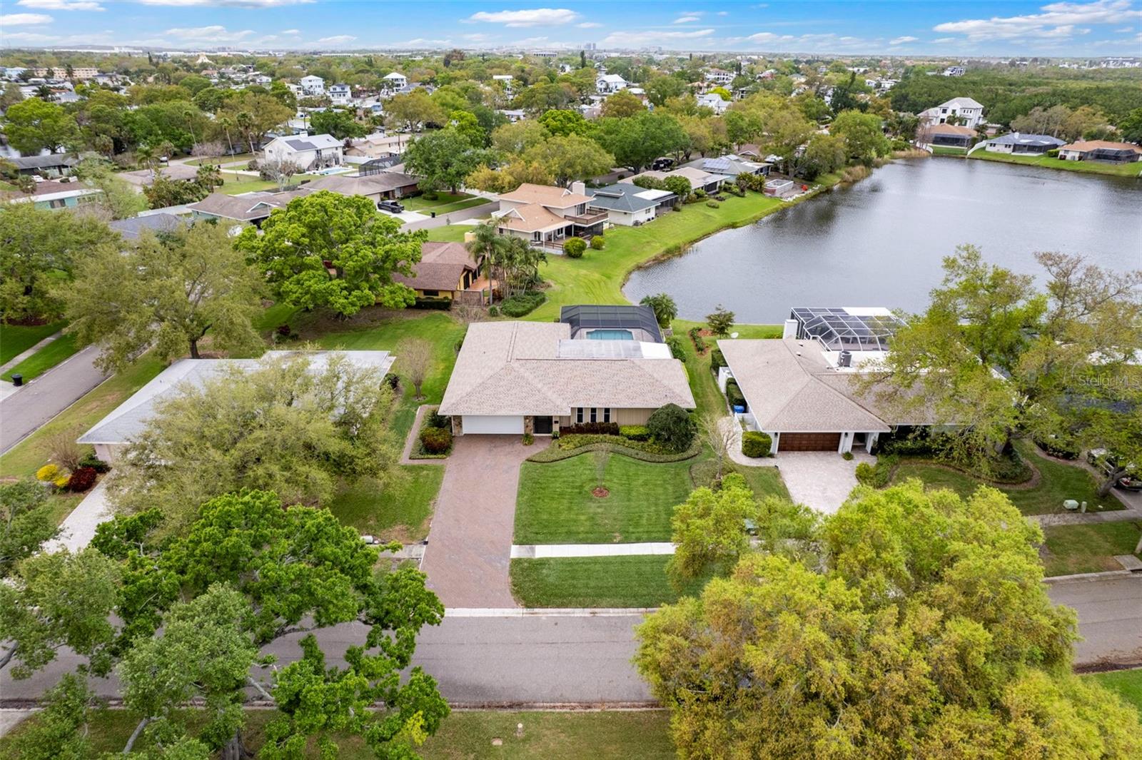 Image 54 of 59 For 511 Riviera Bay Drive Ne