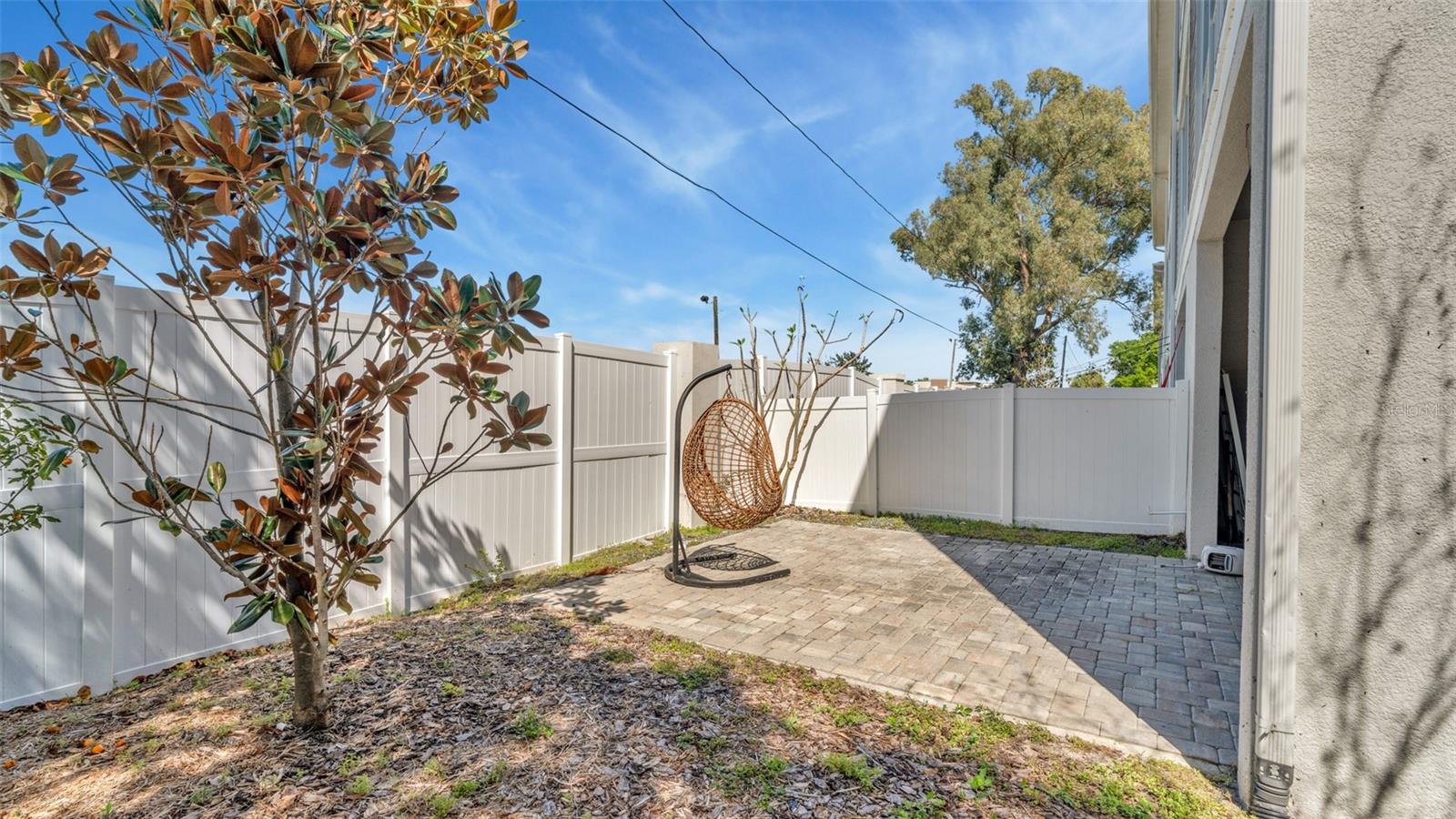 Image 29 of 37 For 1237 Savona Drive Ne