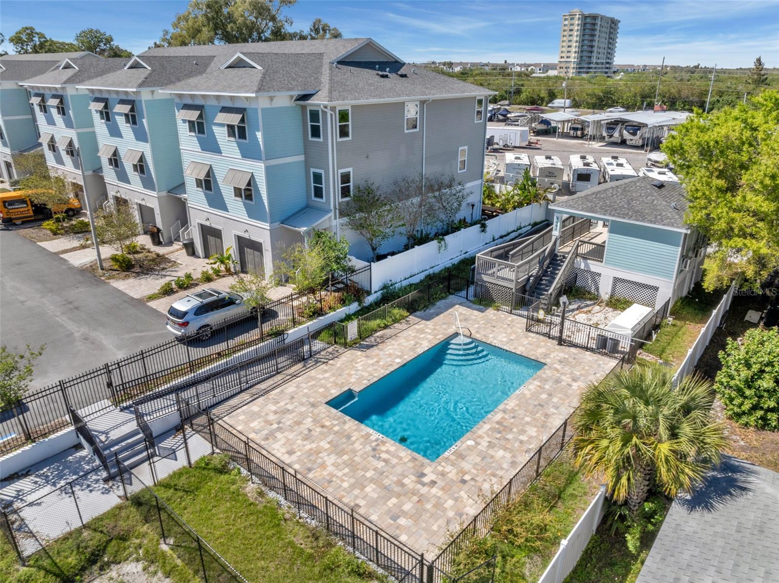 Image 34 of 37 For 1237 Savona Drive Ne