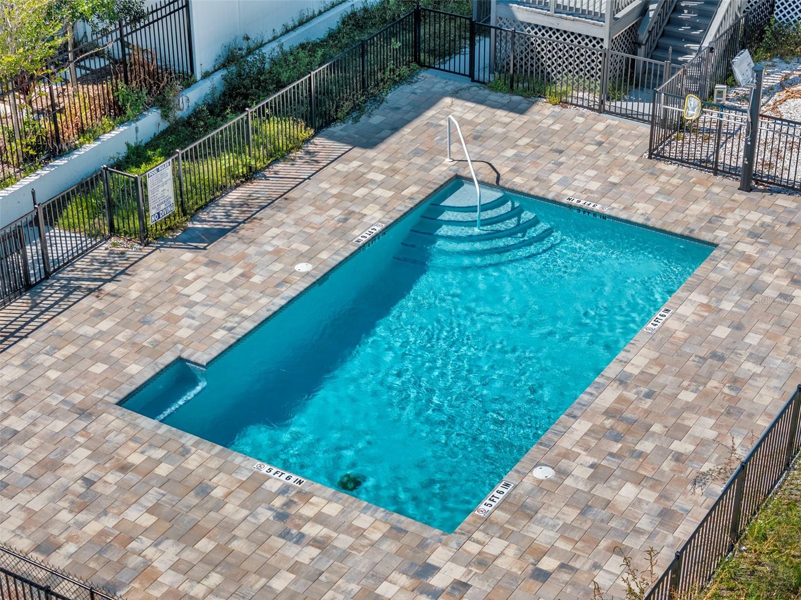 Image 35 of 37 For 1237 Savona Drive Ne