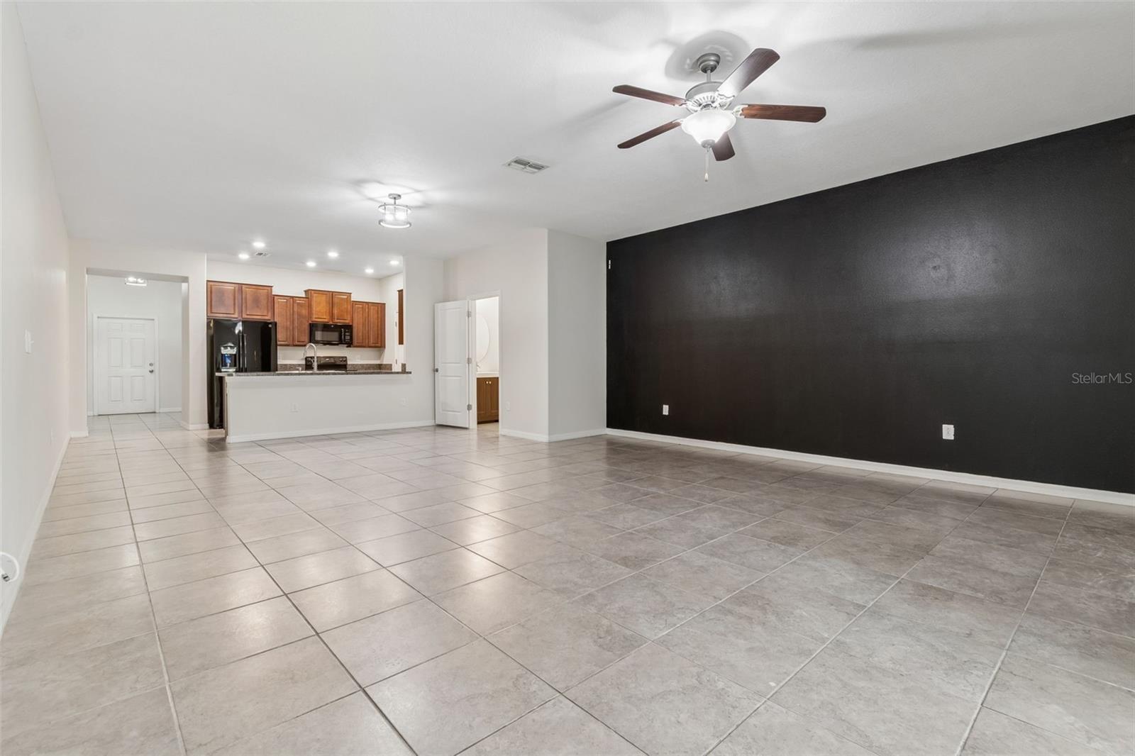 Image 14 of 60 For 10687 Lake Montauk Drive