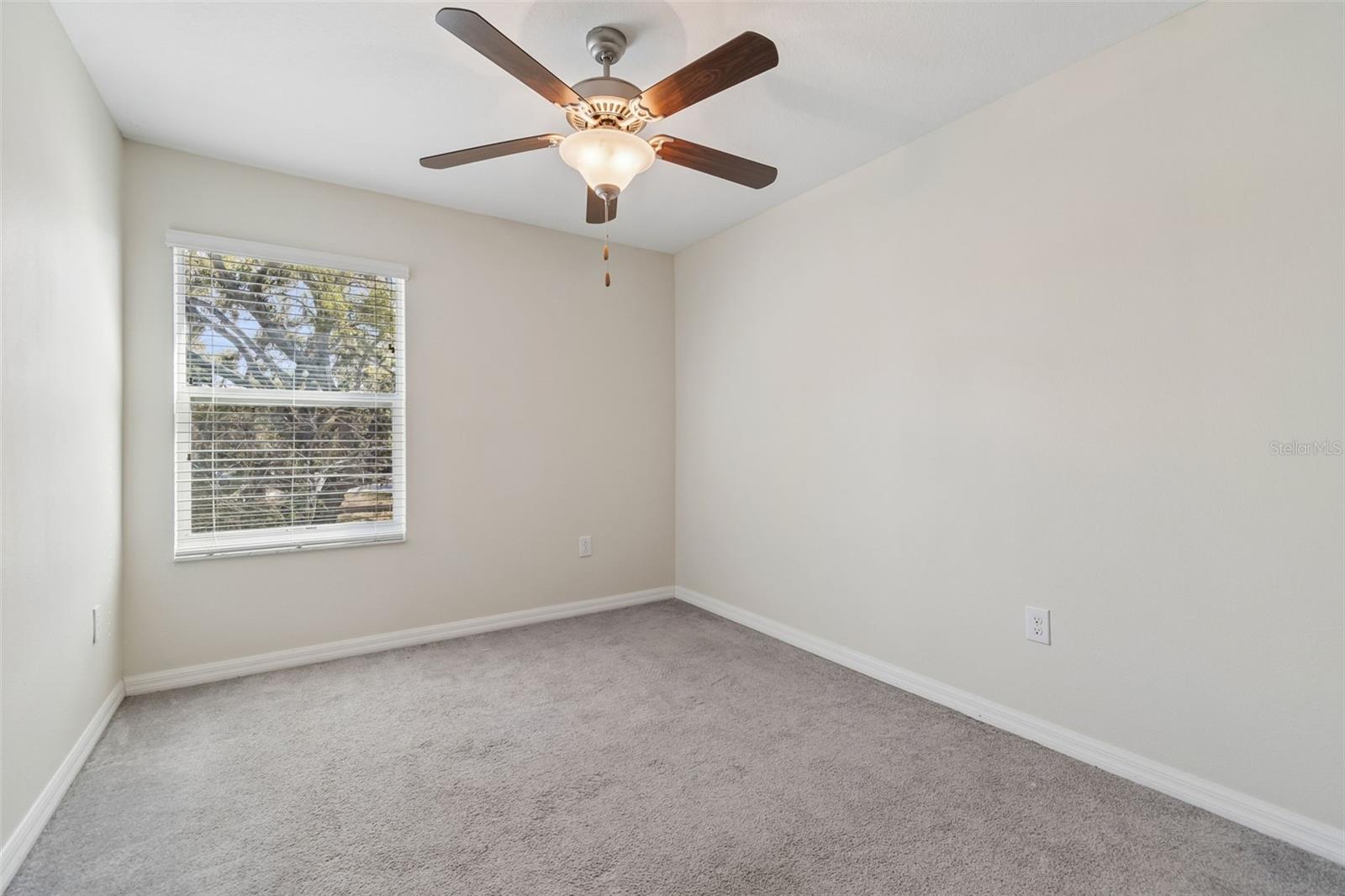 Image 29 of 60 For 10687 Lake Montauk Drive