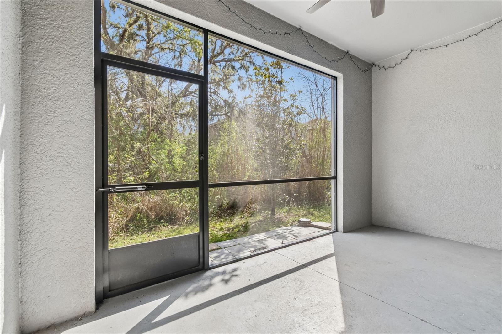 Image 38 of 60 For 10687 Lake Montauk Drive