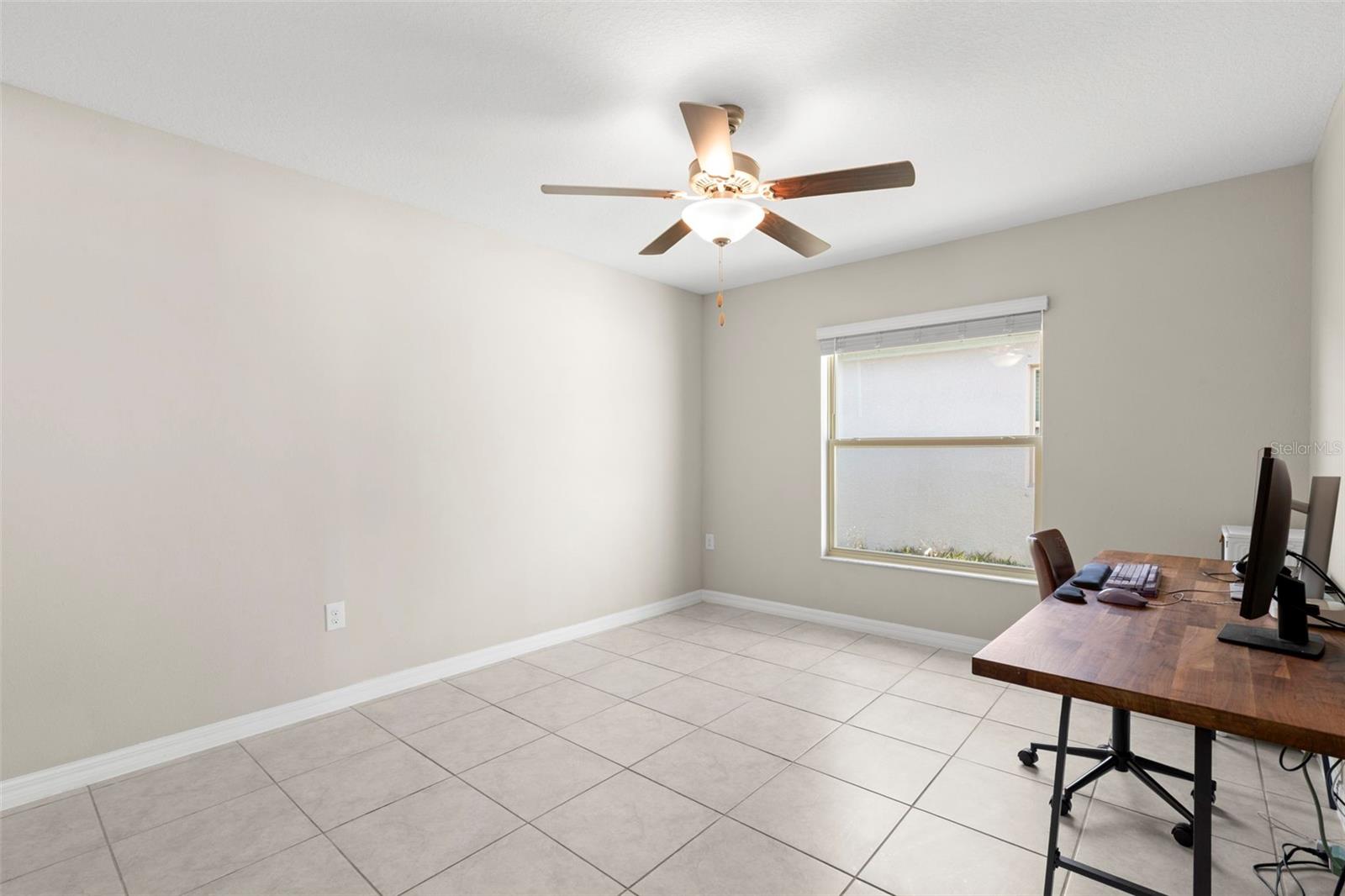 Image 17 of 52 For 11904 Field Thistle Court