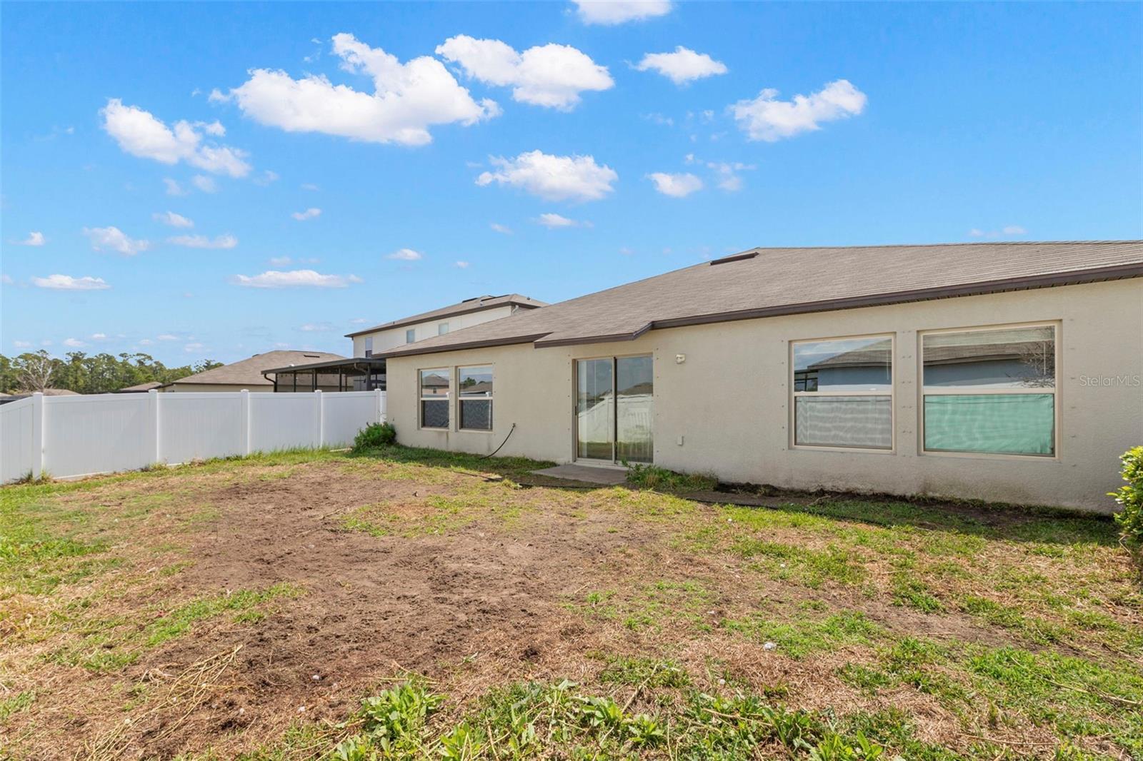 Image 21 of 52 For 11904 Field Thistle Court