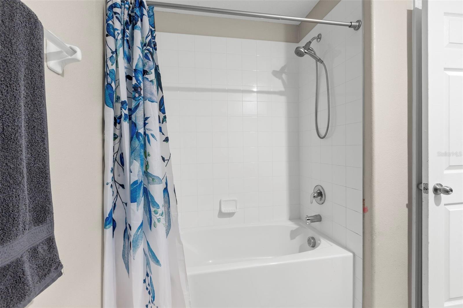 Image 36 of 52 For 11904 Field Thistle Court