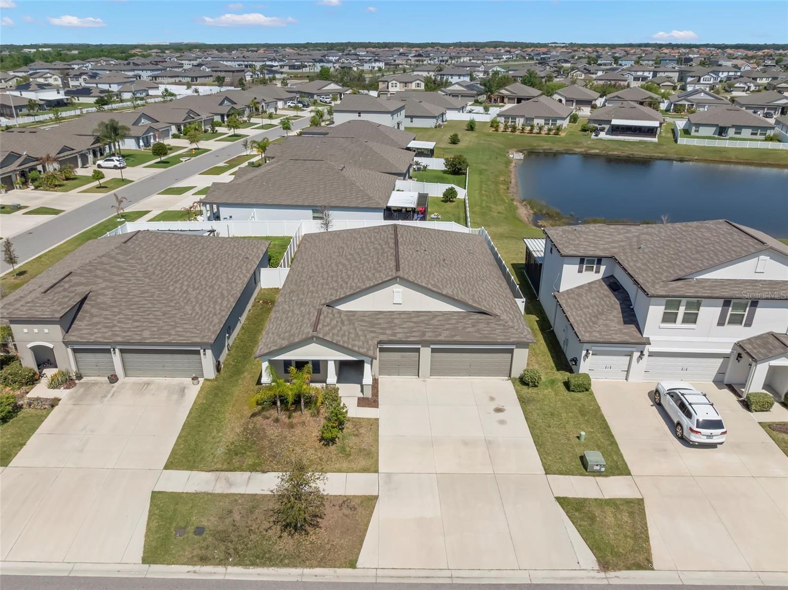 Image 44 of 52 For 11904 Field Thistle Court