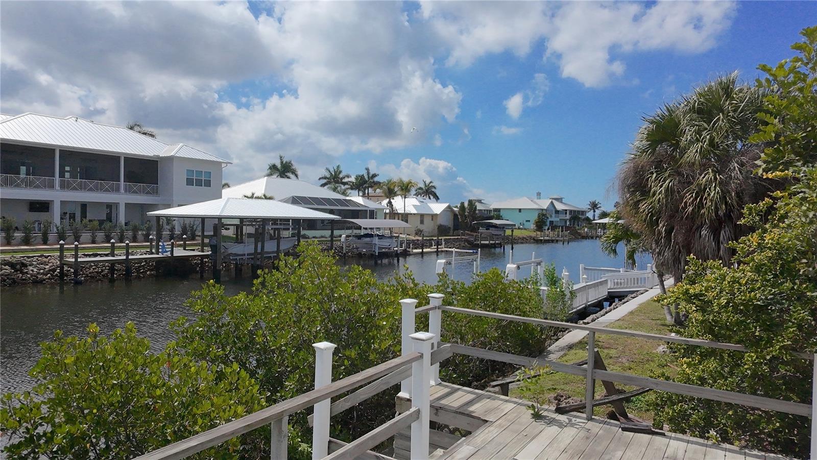 Image 27 of 31 For 5472 River Bay Drive