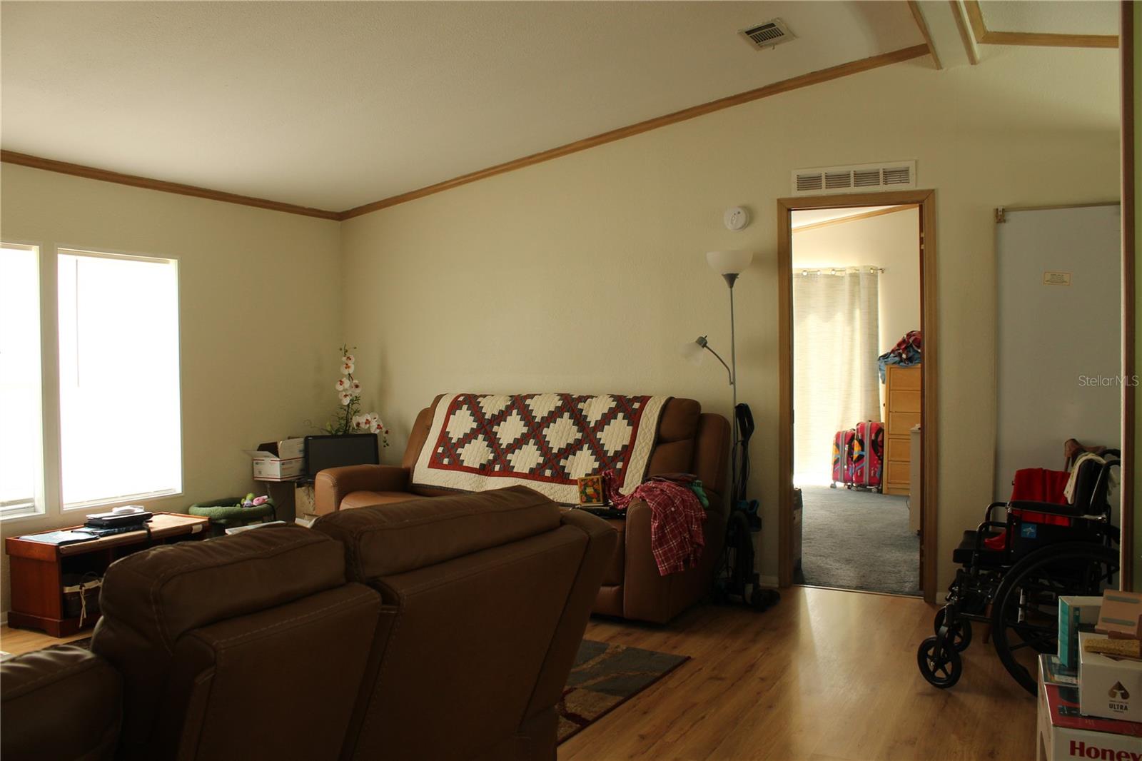 Image 9 of 31 For 5472 River Bay Drive