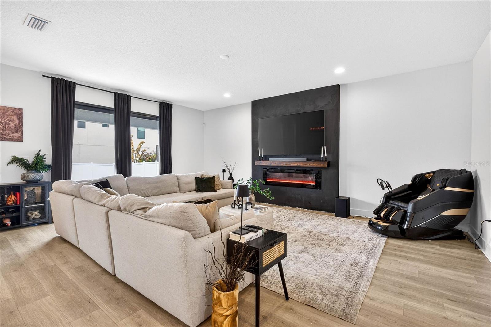 Image 10 of 54 For 610 Chelsea Street