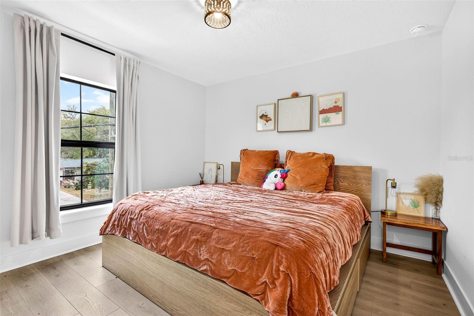 Image 37 of 54 For 610 Chelsea Street