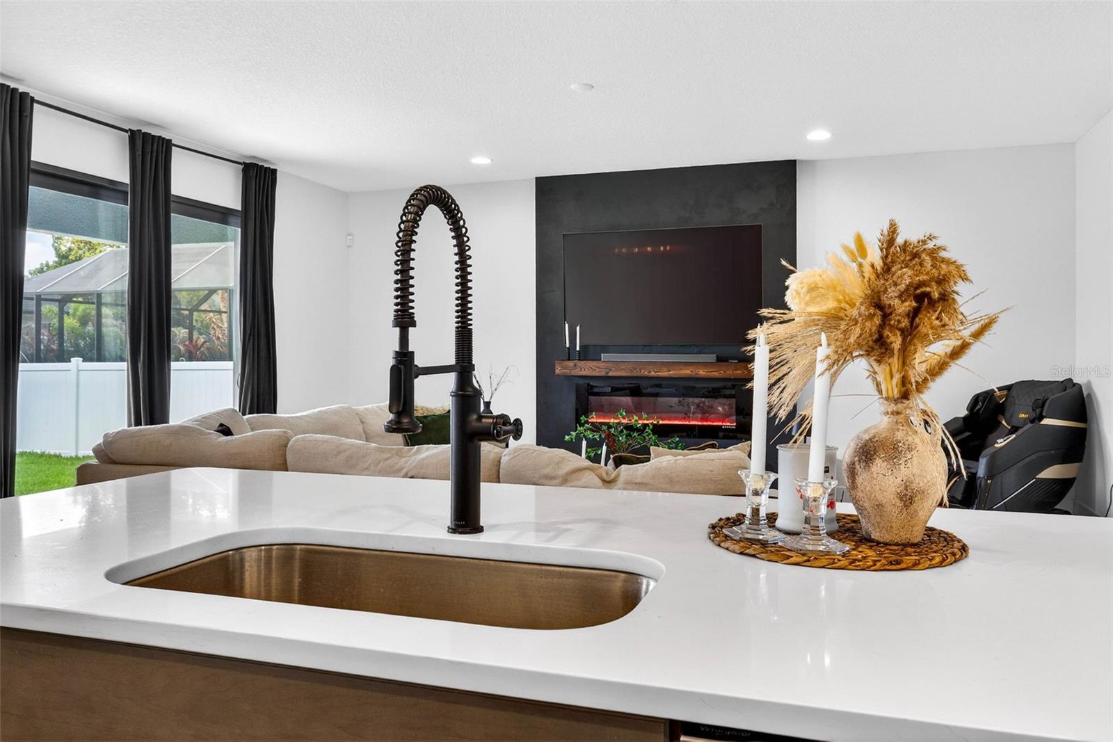 Image 9 of 54 For 610 Chelsea Street