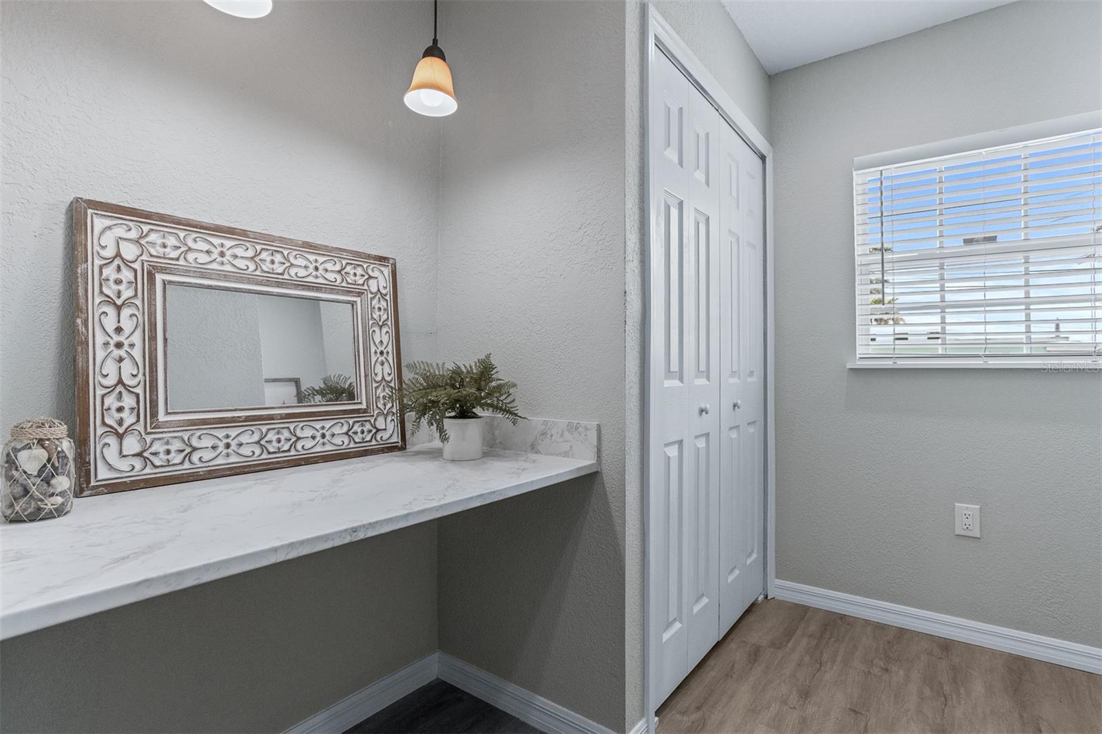 Image 25 of 56 For 711 Bayshore Drive