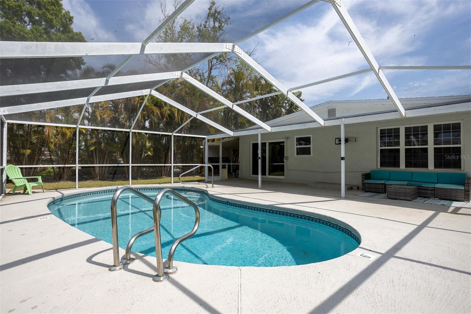 Image 34 of 56 For 711 Bayshore Drive