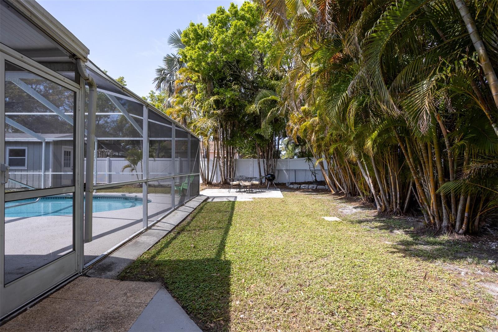 Image 39 of 56 For 711 Bayshore Drive