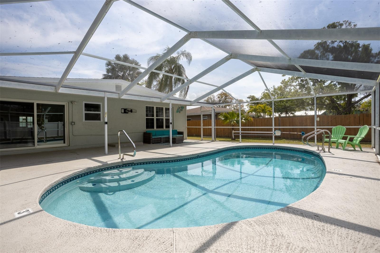 Image 5 of 56 For 711 Bayshore Drive