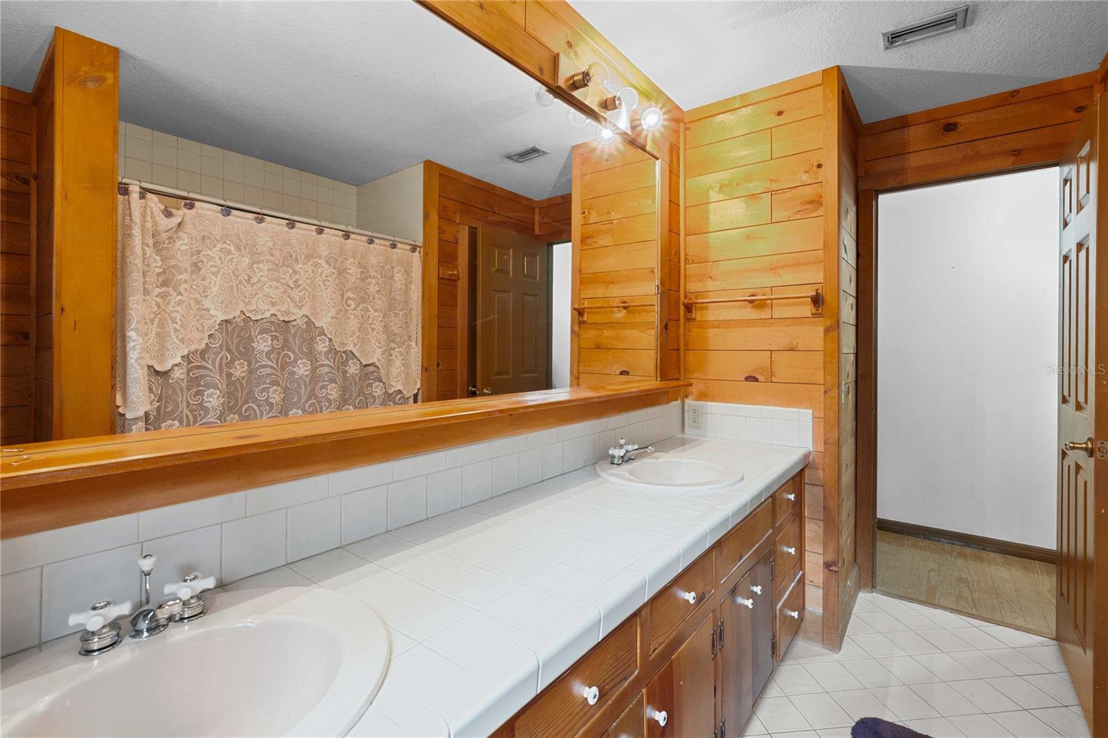 Image 16 of 53 For 17055 Sweetwater Road