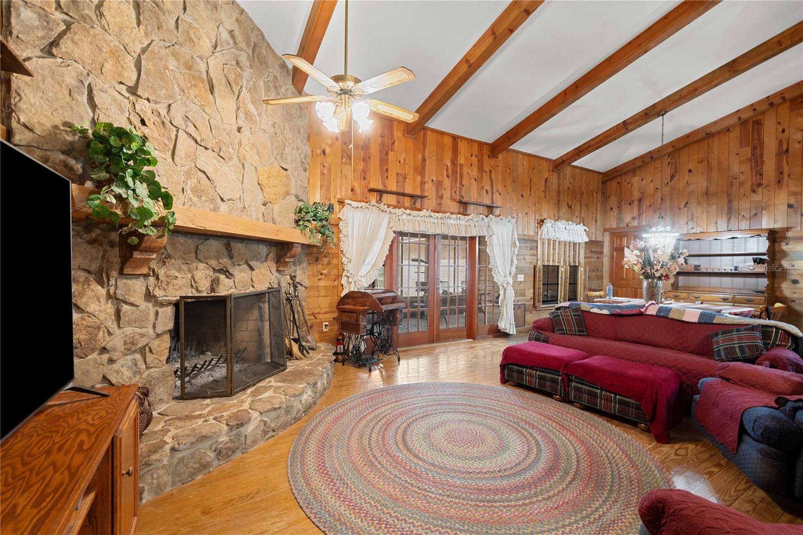 Image 21 of 53 For 17055 Sweetwater Road