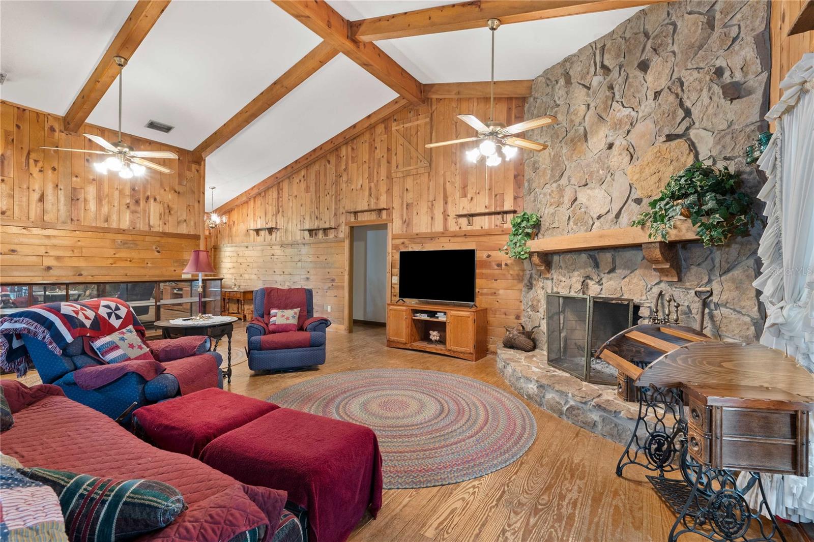 Image 27 of 53 For 17055 Sweetwater Road