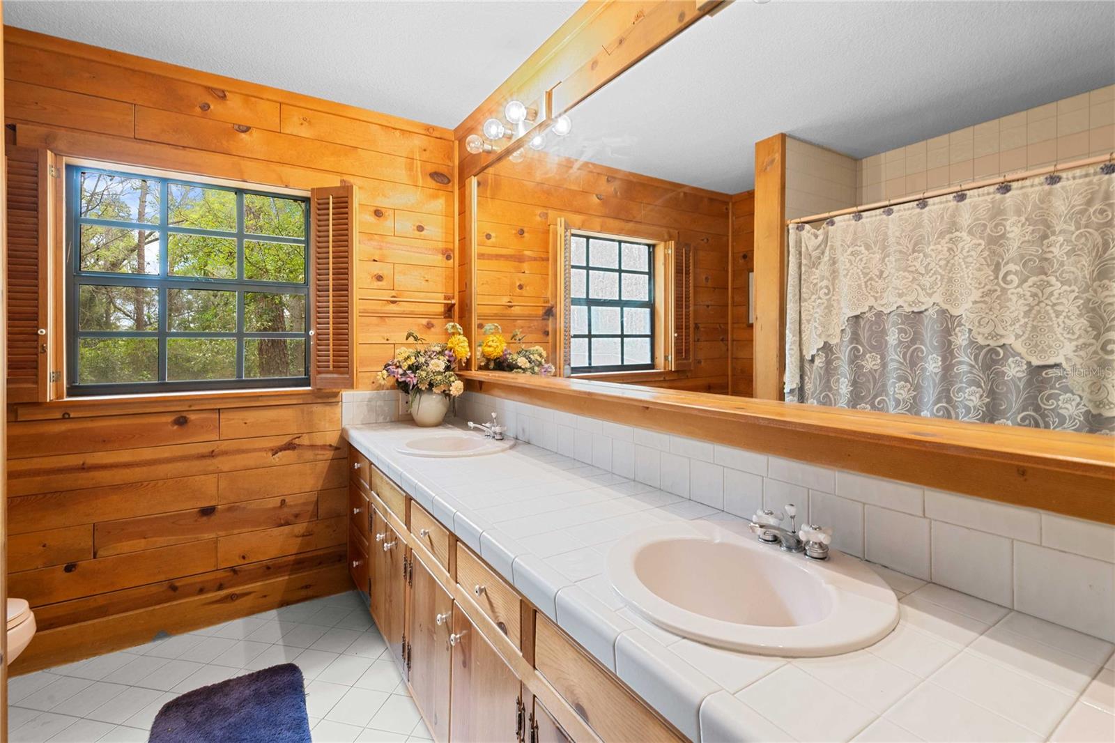 Image 31 of 53 For 17055 Sweetwater Road