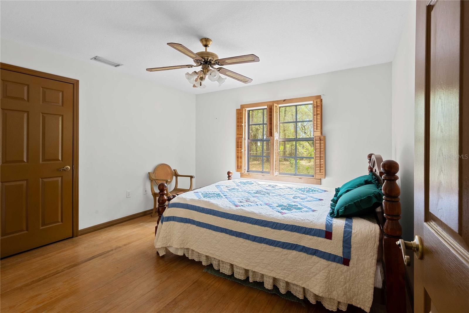 Image 32 of 53 For 17055 Sweetwater Road