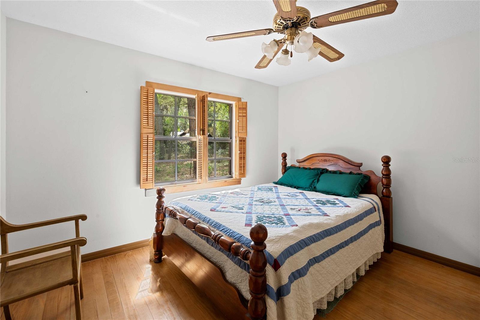 Image 33 of 53 For 17055 Sweetwater Road