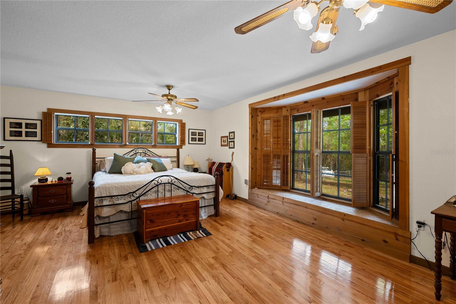 Image 45 of 53 For 17055 Sweetwater Road