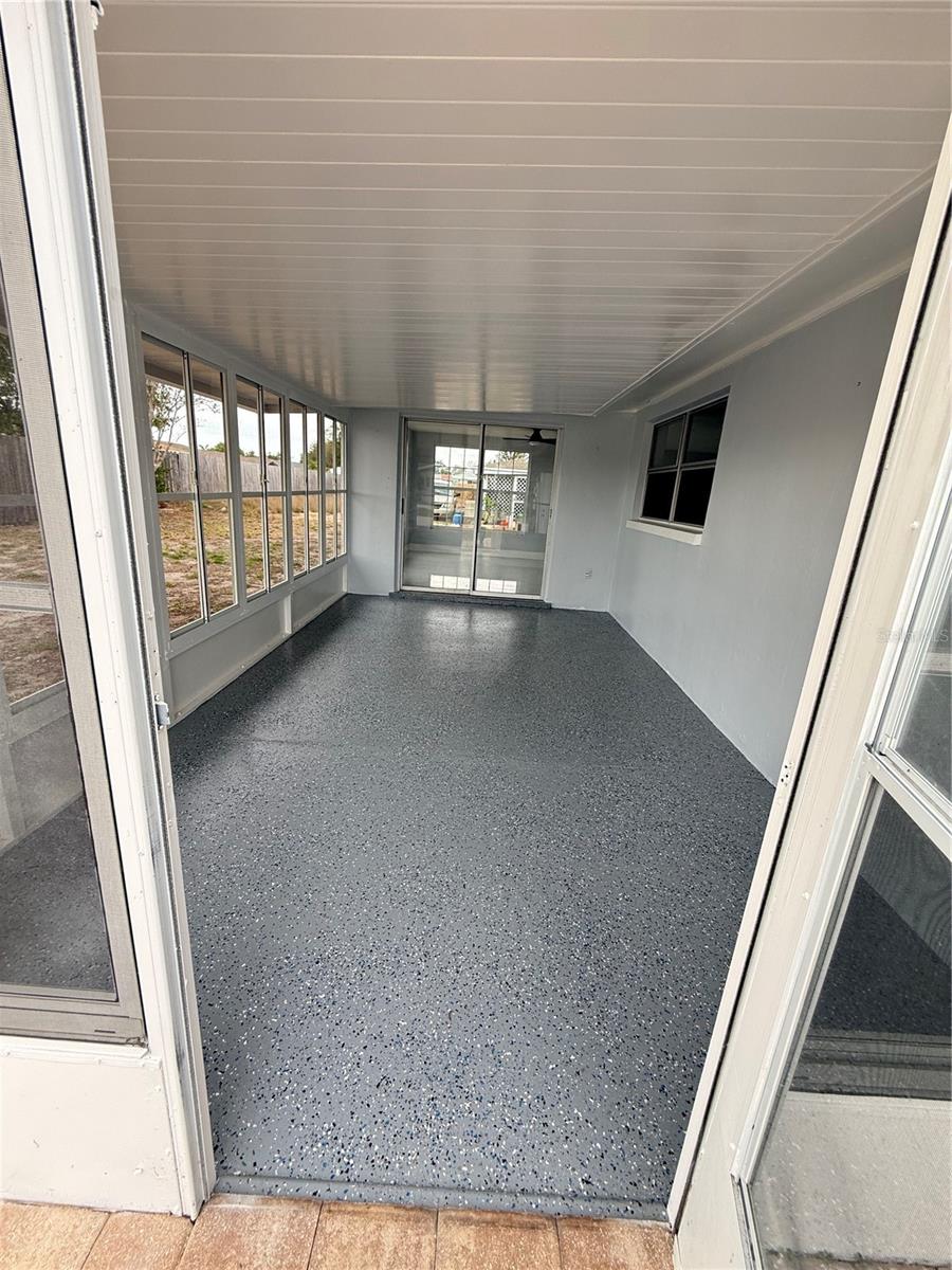 Image 25 of 26 For 10433 Laburnum Drive