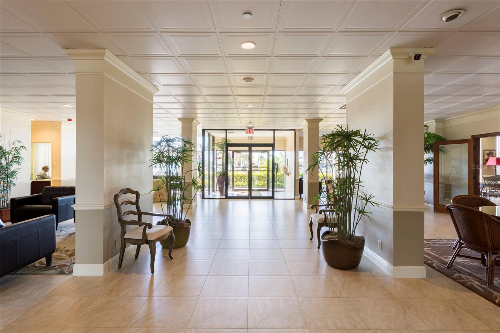 Image 13 of 26 For 1621 Gulf Boulevard 1406