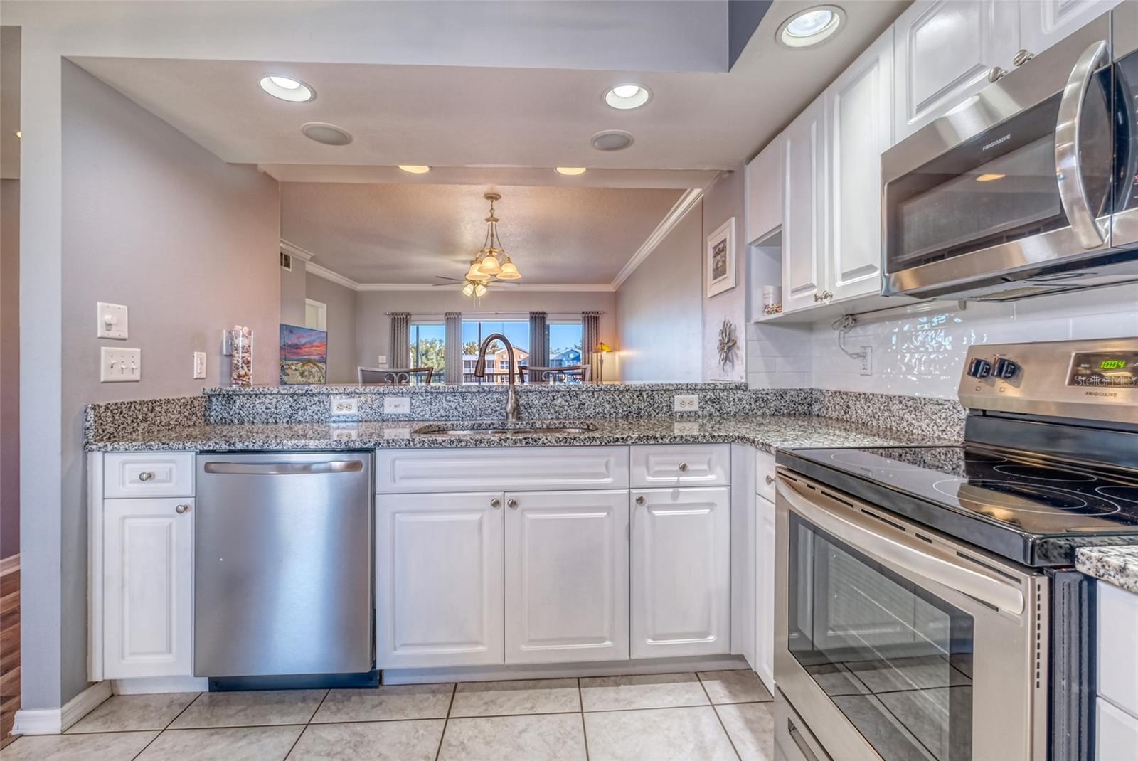 Image 10 of 36 For 960 Starkey Road 1502