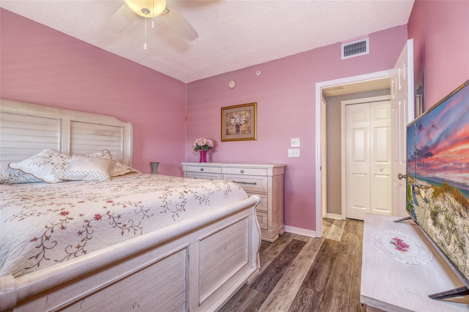 Image 20 of 36 For 960 Starkey Road 1502