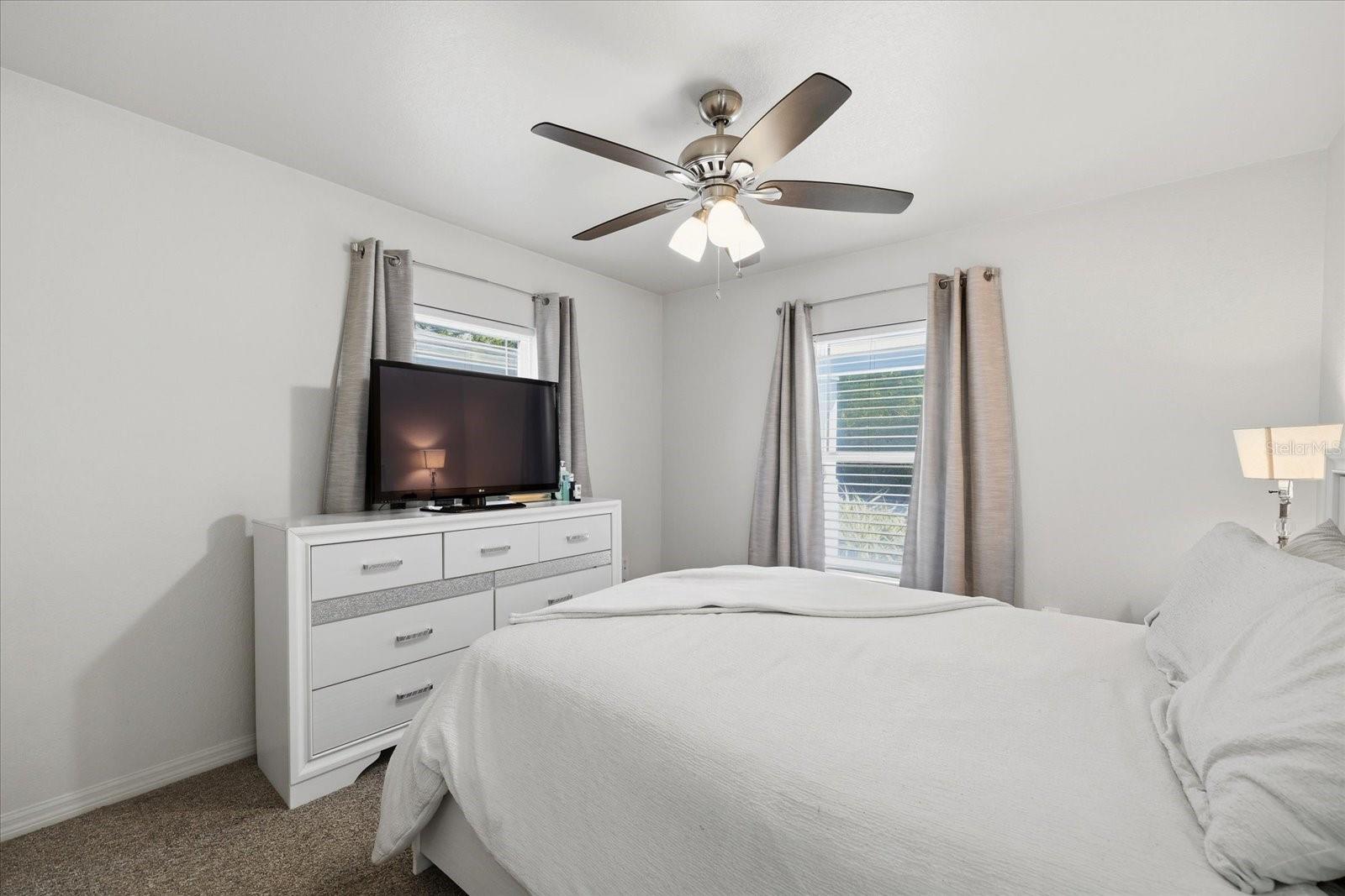 Image 13 of 28 For 1827 48th Street S