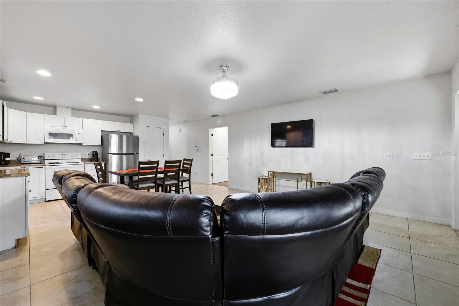 Image 7 of 28 For 1827 48th Street S