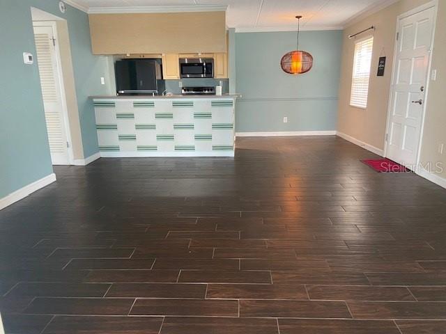 Image 31 of 36 For 108 Alameda Court 334